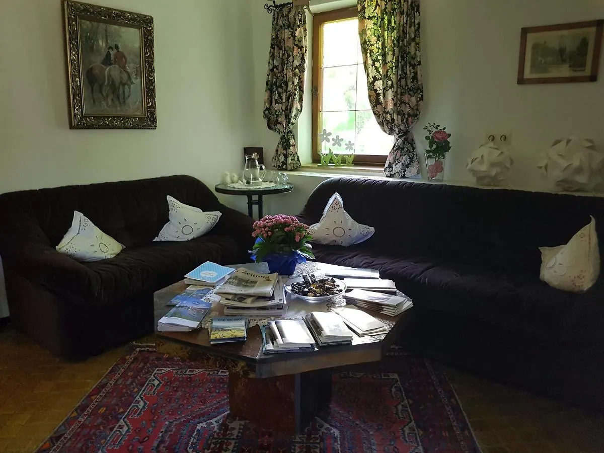 Gaestehaus Meran Bad Wiessee Inn